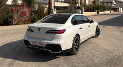 بي ام دبليو الفئة 7